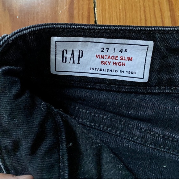 Gap Sky High Rise Vintage Slim Jeans - Picture 4 of 6
